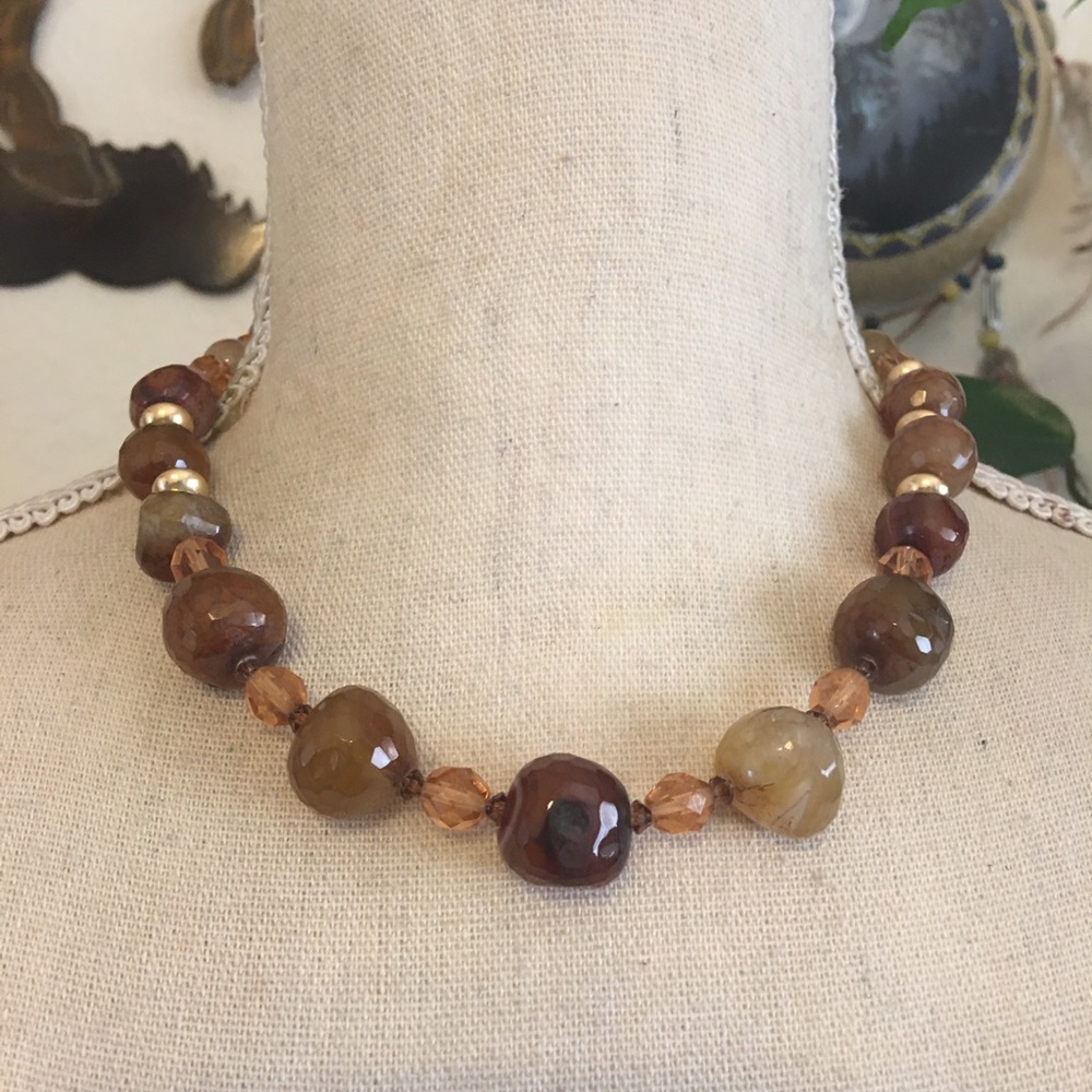 Vintage faceted natural agate stone necklace